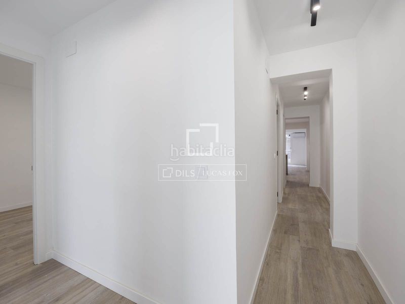 Foto a9752d55-f25e-4fa0-b5fb-3d05c143fc32. Alquiler piso  en excelentes condiciones de 4 dormitorios con terraza de 7 m en alquiler en palacio de congresos, en Valencia