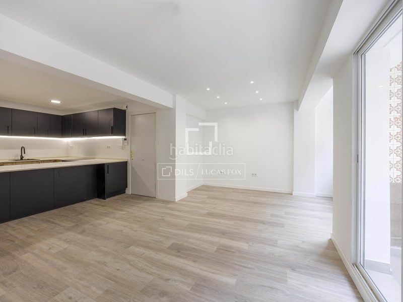 Foto d70807c5-ec97-4e98-9a62-de7f7a4dfc75. Alquiler piso  en excelentes condiciones de 4 dormitorios con terraza de 7 m en alquiler en palacio de congresos, en Valencia
