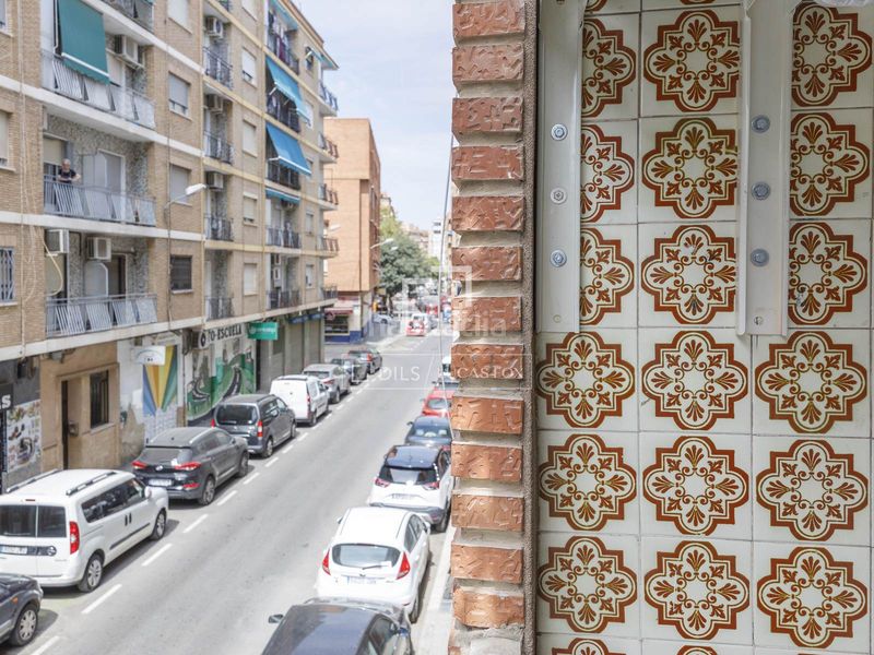 Foto efb7accd-17a3-4689-a4b4-177532e98f1f. Alquiler piso  en excelentes condiciones de 4 dormitorios con terraza de 7 m en alquiler en palacio de congresos, en Valencia