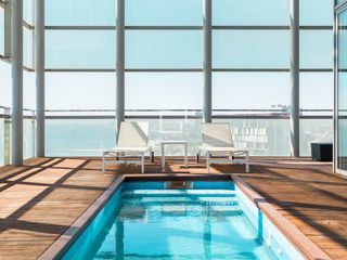 Lloguer Àtic a Diagonal Mar i el Front Marítim del Poblenou. Exclusivo ático dúplex con terraza privada, piscina y vistas pan