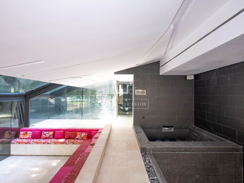 Foto 09c17dab-d16d-478e-855c-2f0562d57592. Miete chalet mit heizung parking pool in La Florida - El Plantío Madrid
