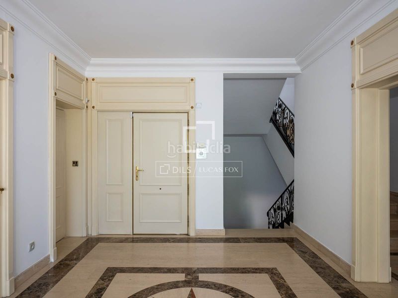 Foto a04b63b9-2306-433c-bd53-5bb1253e6528. Miete chalet mit heizung parking pool in La Florida - El Plantío Madrid