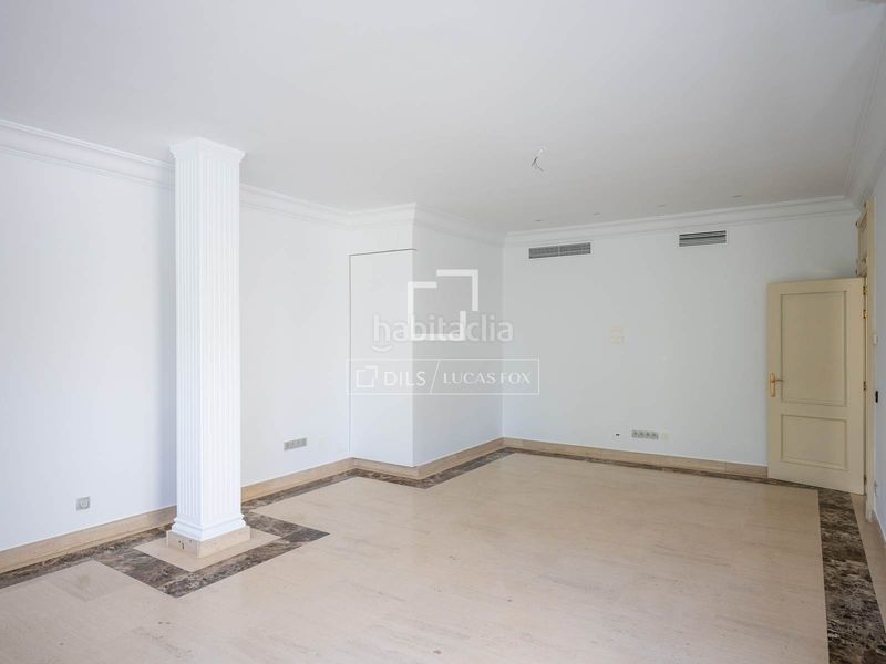 Foto cc647704-1735-4458-8eb3-53c6788e861d. Miete chalet mit heizung parking pool in La Florida - El Plantío Madrid