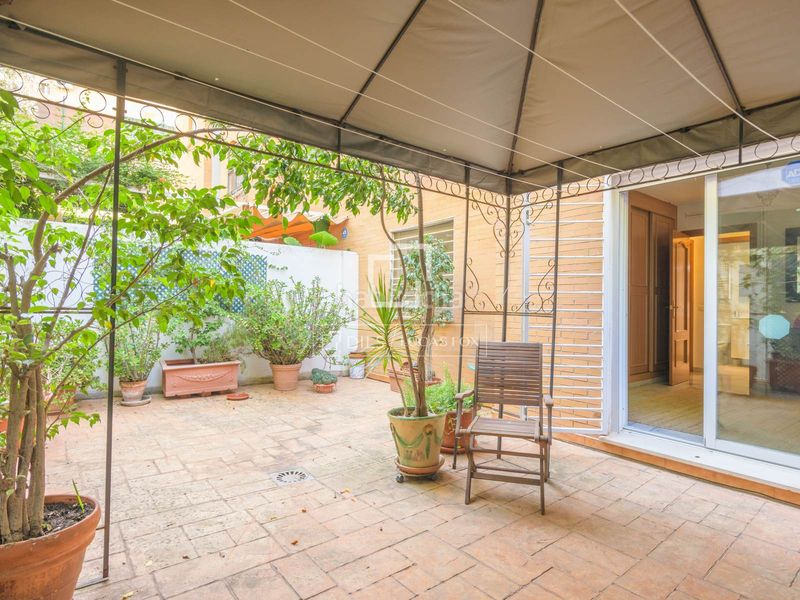 Foto 2bfd0de8-b93a-4262-8850-e5d7583a337a. Piso apartamento de 3 dormitorios en venta en la malagueta, , a pasos de la playa y con vistas a la ciudad y al mar en Málaga