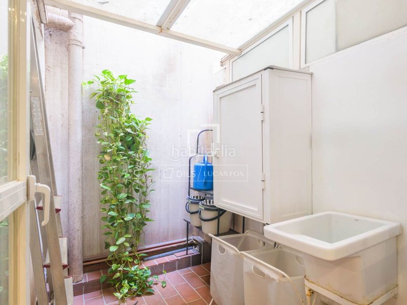 Foto 79245124-8f9e-4d73-b944-5b4d8097e98e. Piso apartamento de 3 dormitorios en venta en la malagueta, , a pasos de la playa y con vistas a la ciudad y al mar en Málaga
