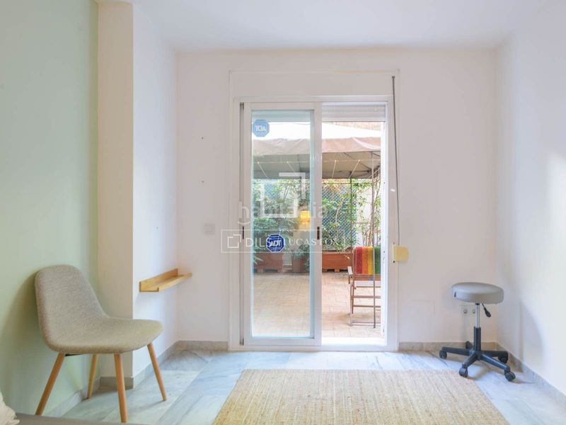 Foto 8378b7b0-cf2f-476b-b6b9-c09eaba2d4c2. Piso apartamento de 3 dormitorios en venta en la malagueta, , a pasos de la playa y con vistas a la ciudad y al mar en Málaga