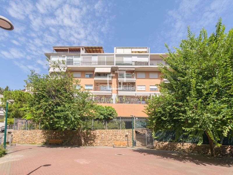 Foto a5fc5347-25f2-4d98-944c-14f02bb07ead. Piso apartamento de 3 dormitorios en venta en la malagueta, , a pasos de la playa y con vistas a la ciudad y al mar en Málaga