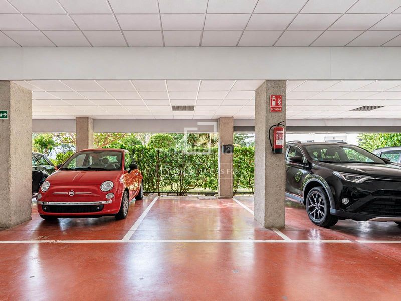 Foto ac5ed70c-a719-46a6-bf63-4a18cfa88b62. Piso apartamento de 3 dormitorios en venta en la malagueta, , a pasos de la playa y con vistas a la ciudad y al mar en Málaga