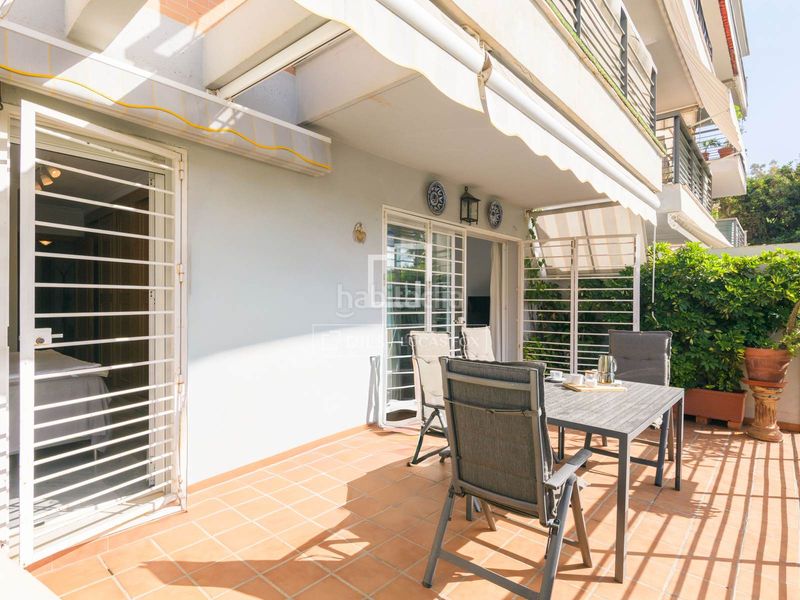 Foto cda76eb6-78c4-439e-81ea-968faf6f3c0d. Piso apartamento de 3 dormitorios en venta en la malagueta, , a pasos de la playa y con vistas a la ciudad y al mar en Málaga