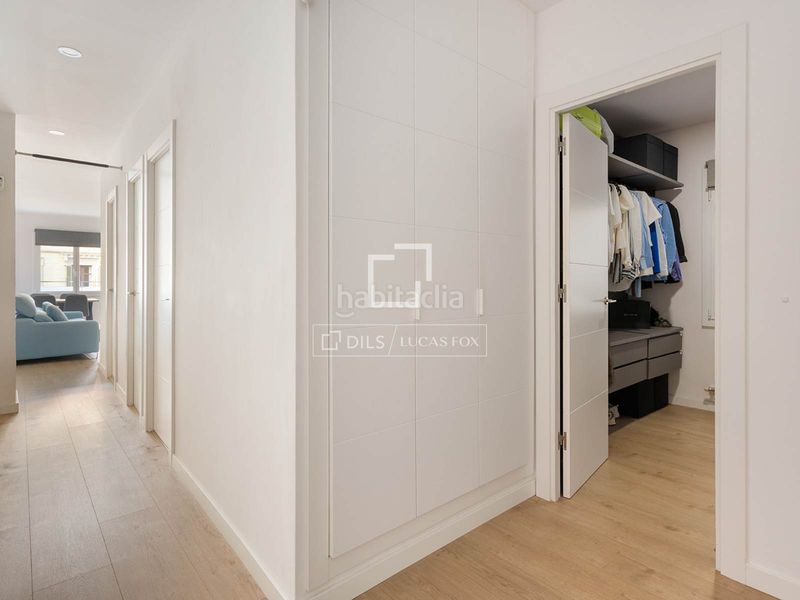 Foto eb99c0c7-1f7f-47c9-8b23-f58d7110bbe5. Pis a Sant Antoni Barcelona