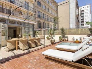 Pis a Tres Torres. Excelente apartamento de 3 dormitorios en venta en barcelona con