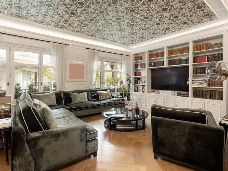Foto 64aeb138-39b7-491c-a7ea-fa2275c95bf3. Piso elegancia atemporal en una finca de época en venta en sant gervasi galvany en Barcelona