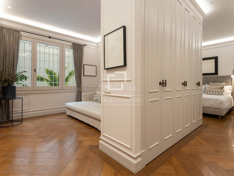 Foto a8bbadbb-7d8f-4515-860b-28a71f5df4ec. Piso elegancia atemporal en una finca de época en venta en sant gervasi galvany en Barcelona