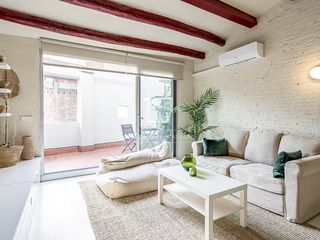 Pis a Poblenou. Piso de 1 dormitorio con 15m terraza en venta en poblenou, barce