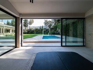 Chalet in El Soto de la Moraleja. Casa  villa excelente de 5 dormitorios en venta en la moraleja u