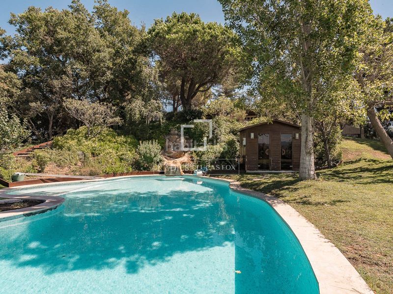 Foto 53ce99e8-68de-45fb-94c8-0bfaeed80059. Xalet amb calefacció aparcament piscina a Vallvidrera - Tibidabo - Les Planes Barcelona