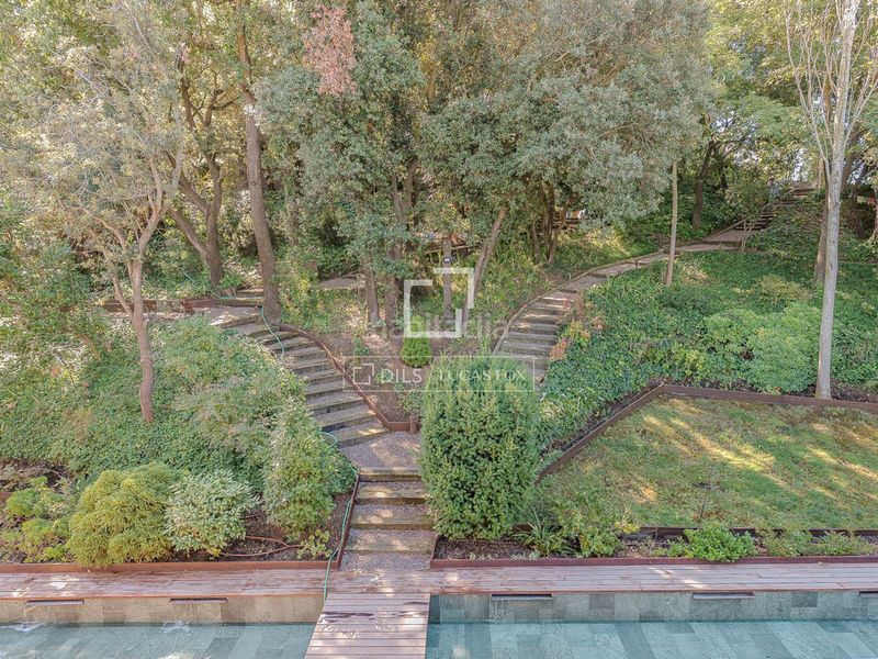 Foto d0e5549a-d60a-4411-8e8b-93766ca4942d. Xalet amb calefacció aparcament piscina a Vallvidrera - Tibidabo - Les Planes Barcelona