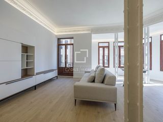 Miete Etagenwohnung in Sant Joanet. Piso recién reformado y amueblado a estrenar con 4 dormitorios y