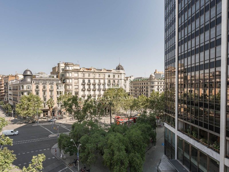 Foto dad5dcc0-2638-4a7d-8626-b406997ba97e. Àtic amb calefacció aparcament a L´Antiga Esquerra de l´Eixample Barcelona