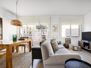 Piso en St. Pere - Sta. Caterina - El Born. En venta piso de dos dormitorios en leixample derecho, barcelona
