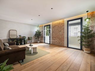 Flat in Dreta de l´Eixample. Piso excelentes de 3 dormitorios con 11m terraza en venta en eix