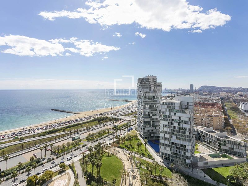 Foto 9038d0c3-4eb0-4bfb-9815-932776cd6f4f. Àtic amb calefacció aparcament piscina a Diagonal Mar i el Front Marítim del Poblenou Barcelona