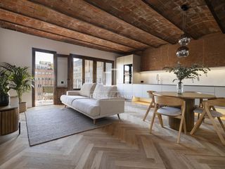 Flat in Dreta de l´Eixample. Piso excelentes de 3 dormitorios con 15m terraza en venta en eix