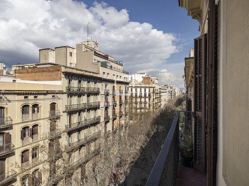 Foto 3c2e48a9-ef51-4f3c-9f5f-58386d9a4be2. Pis amb calefacció a Dreta de l´Eixample Barcelona