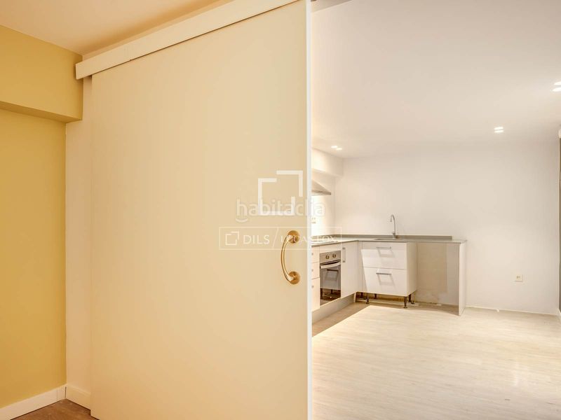 Foto 95279d44-8d10-4ea5-a24c-ab0a1ba29287. Pis a Sant Antoni Barcelona