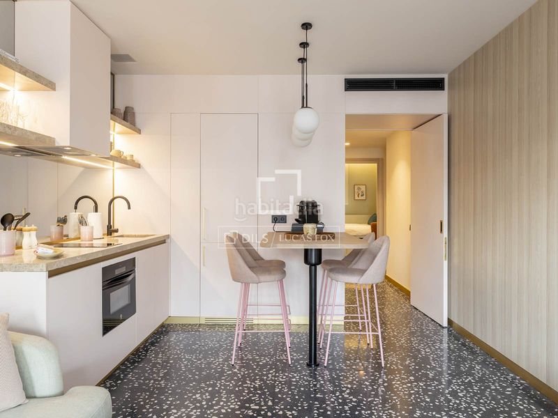 Foto 3f7f5707-0a47-47e5-8f79-4da8de831f36. Rent flat with heating pool in Dreta de l´Eixample Barcelona