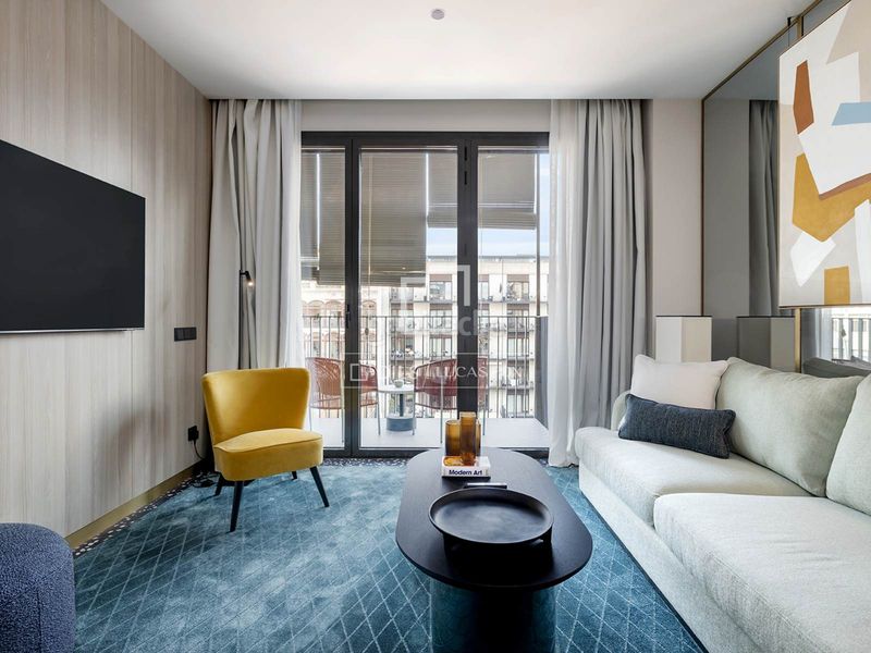 Foto 4f69c4e2-f1d8-47f9-95d9-d8fd843e39d2. Rent flat with heating pool in Dreta de l´Eixample Barcelona