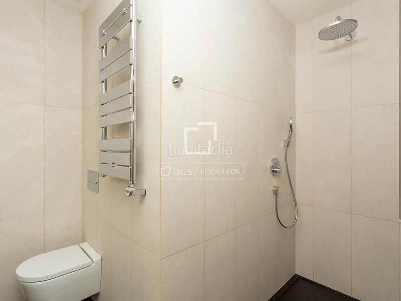 Foto 0f6c6437-f6be-4c08-9946-080383b42b90. Àtic amb calefacció a Dreta de l´Eixample Barcelona