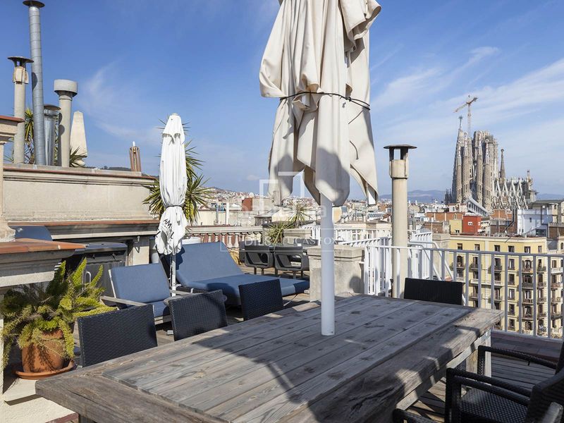 Foto 46635f4f-8044-445d-82d2-01297296ad25. Àtic amb calefacció piscina a Dreta de l´Eixample Barcelona