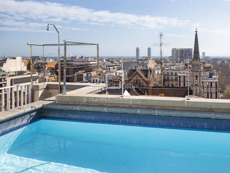 Foto 52a838f2-2b3c-4f95-823f-d6b5aafc2bf8. Àtic amb calefacció piscina a Dreta de l´Eixample Barcelona