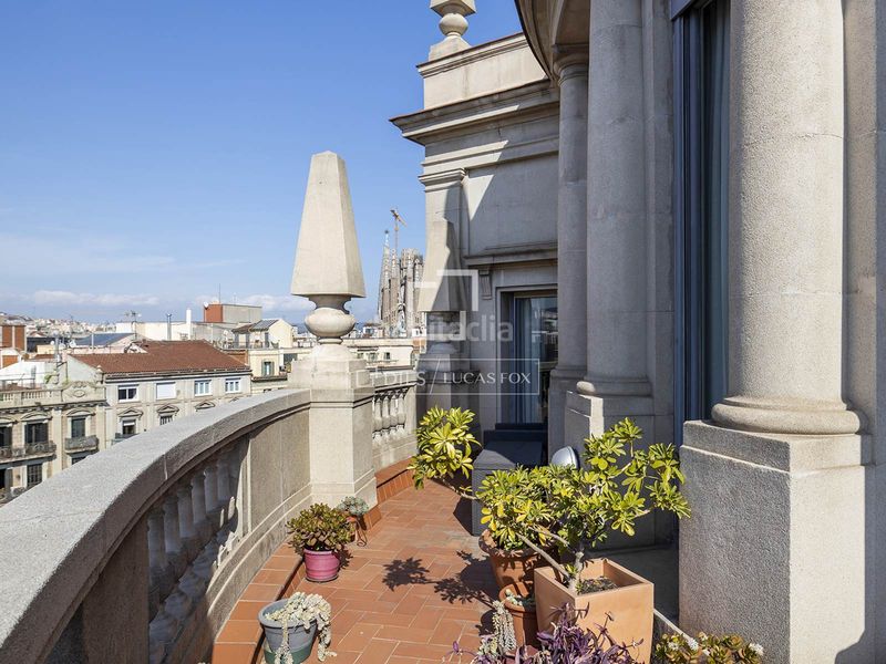 Foto a3425880-4440-45c1-87e6-e79e02ebaafa. Àtic amb calefacció piscina a Dreta de l´Eixample Barcelona