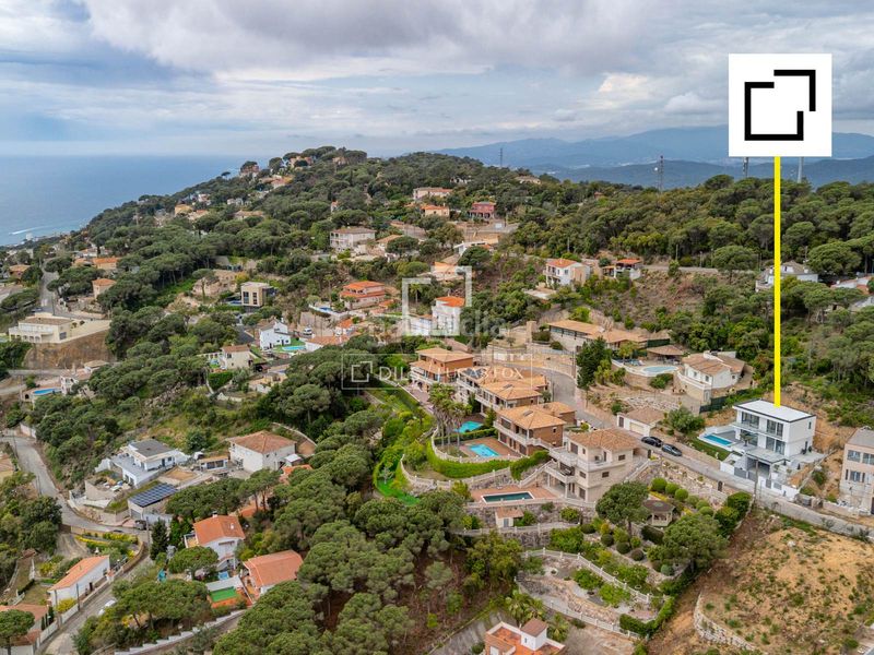 Foto 14c50f48-5e09-4d43-af39-e25abee3d534. Xalet amb calefacció aparcament piscina a Serra Brava Lloret de Mar