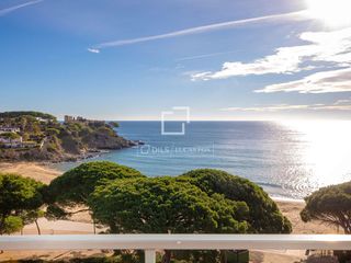 Appartement à La Fosca - Cala Margarida. Fantástico piso en venta en primera línea de mar en la fosca, pa