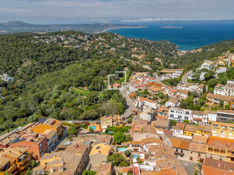 Foto cc017881-a4ea-40bf-973f-066743edb030. Xalet amb calefacció aparcament a Begur Begur