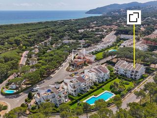 Pis a Platja de Pals. Encantador dúplex de 3 dormitorios con vistas a la piscina y apa