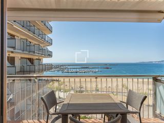 Appartement à Platja Gran. Piso en venta en primera línea de mar en el centro de palamós, c