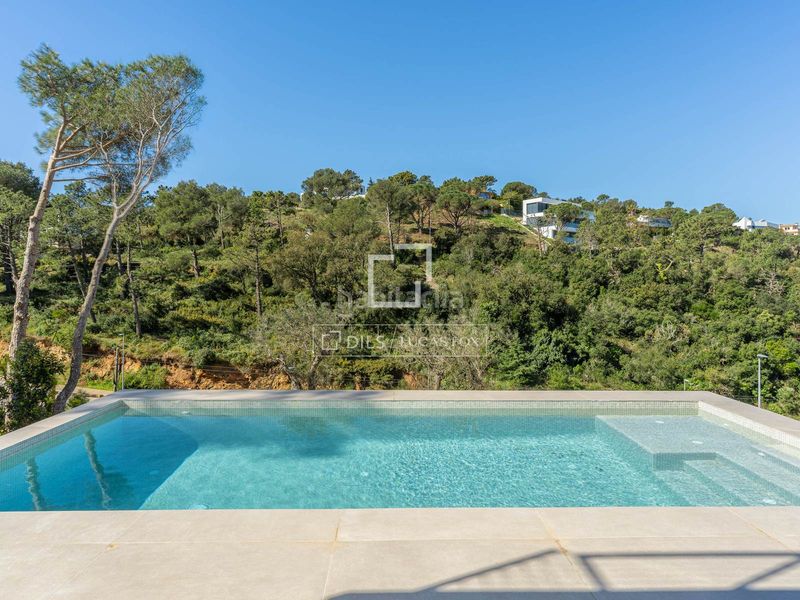 Foto deaeb87d-66d6-465b-8e7a-7375b8d26da1. Xalet amb calefacció aparcament piscina a Begur Begur