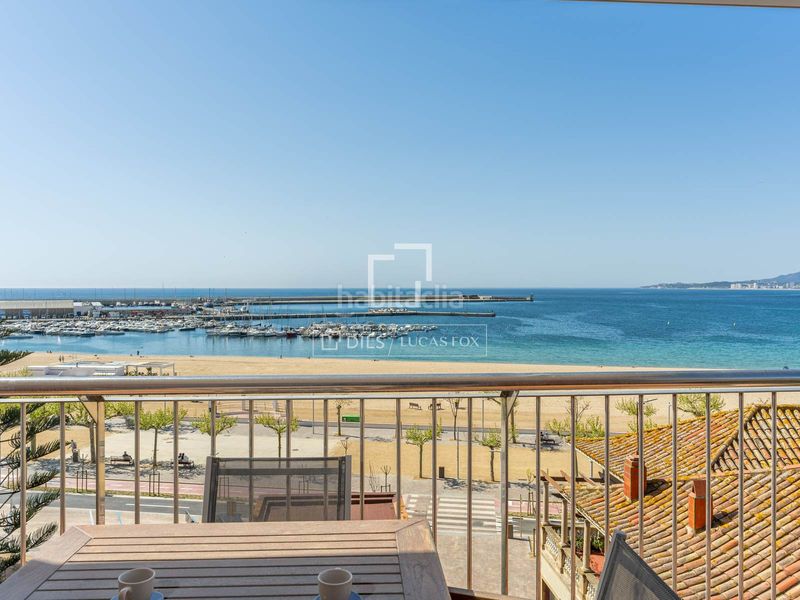 Foto bf51c4e7-7124-454f-8936-cd2314947c68. Pis amb aparcament a Platja Gran Palamós