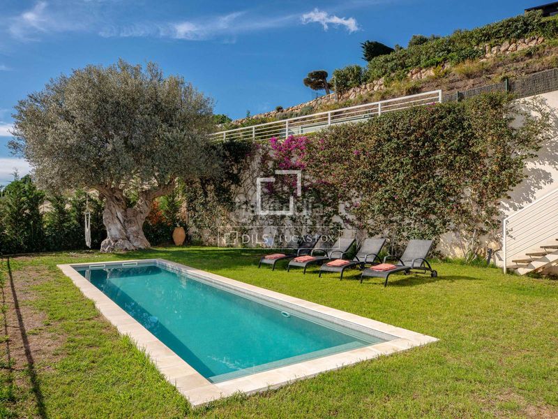 Foto a515b0c3-2261-4d54-b230-fe4088e93e3e. Xalet amb calefacció aparcament piscina a Fornells-Aiguablava Begur