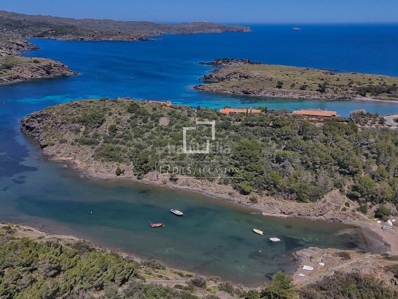Foto 1a1e7fa7-44e0-4097-bc45-cd6b5e89ef0f. Xalet amb calefacció aparcament piscina a Cadaqués
