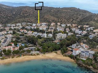 Xalet a Puig Rom-Canyelles-Almadrava. Villa moderna con piscina infinity y vistas al mar en almadrava,