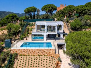 Xalet a Lloret Verd - Els Pinars. Casa  de obra nueva con vistas al mar y 3 dormitorios en venta e