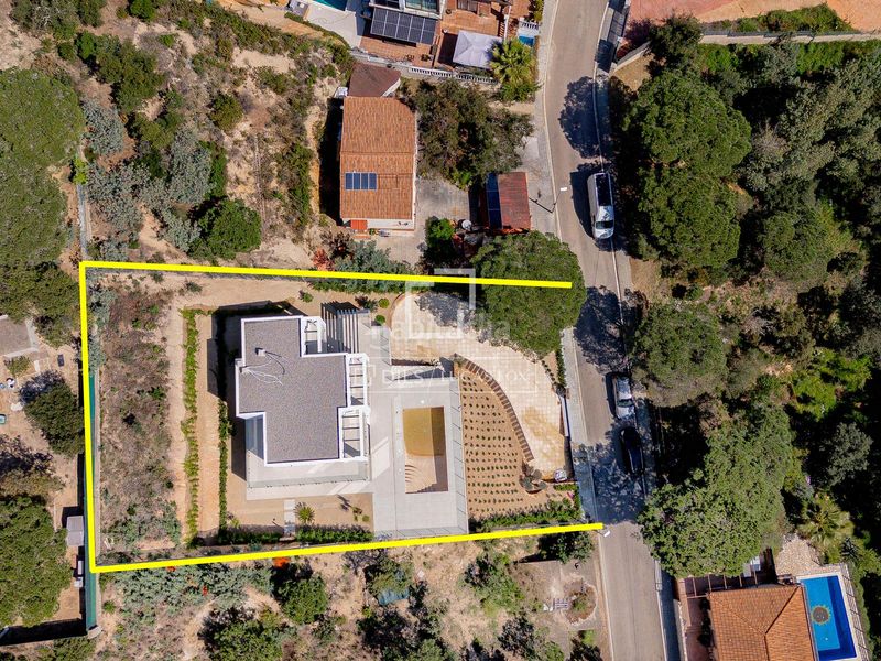 Foto e6ce3ee2-db9d-44db-9164-61fd91b24214. Xalet amb calefacció aparcament piscina a Lloret Verd - Els Pinars Lloret de Mar