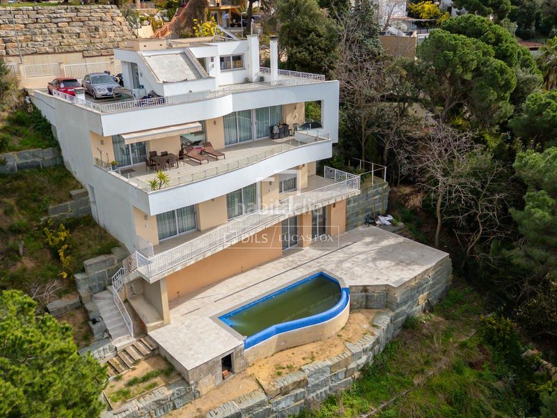 Foto 0b173eb6-df68-4a6d-b9dc-918036334437. Xalet amb calefacció aparcament piscina a Canyelles Lloret de Mar