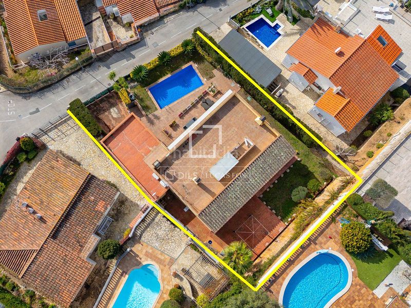 Foto b638099c-4cb8-4422-9aa6-579af30d0f37. Xalet amb calefacció aparcament piscina a Canyelles Lloret de Mar