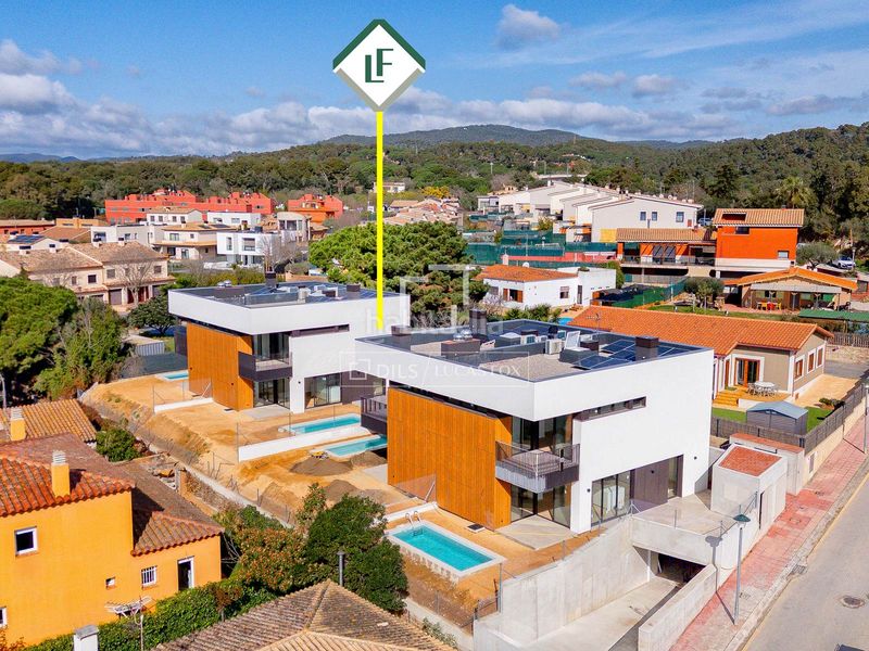 Foto ab761f9f-ead4-4ecf-a313-e39a1dc96856. Xalet amb calefacció aparcament piscina a Sant Joan - Vilarromà Palamós